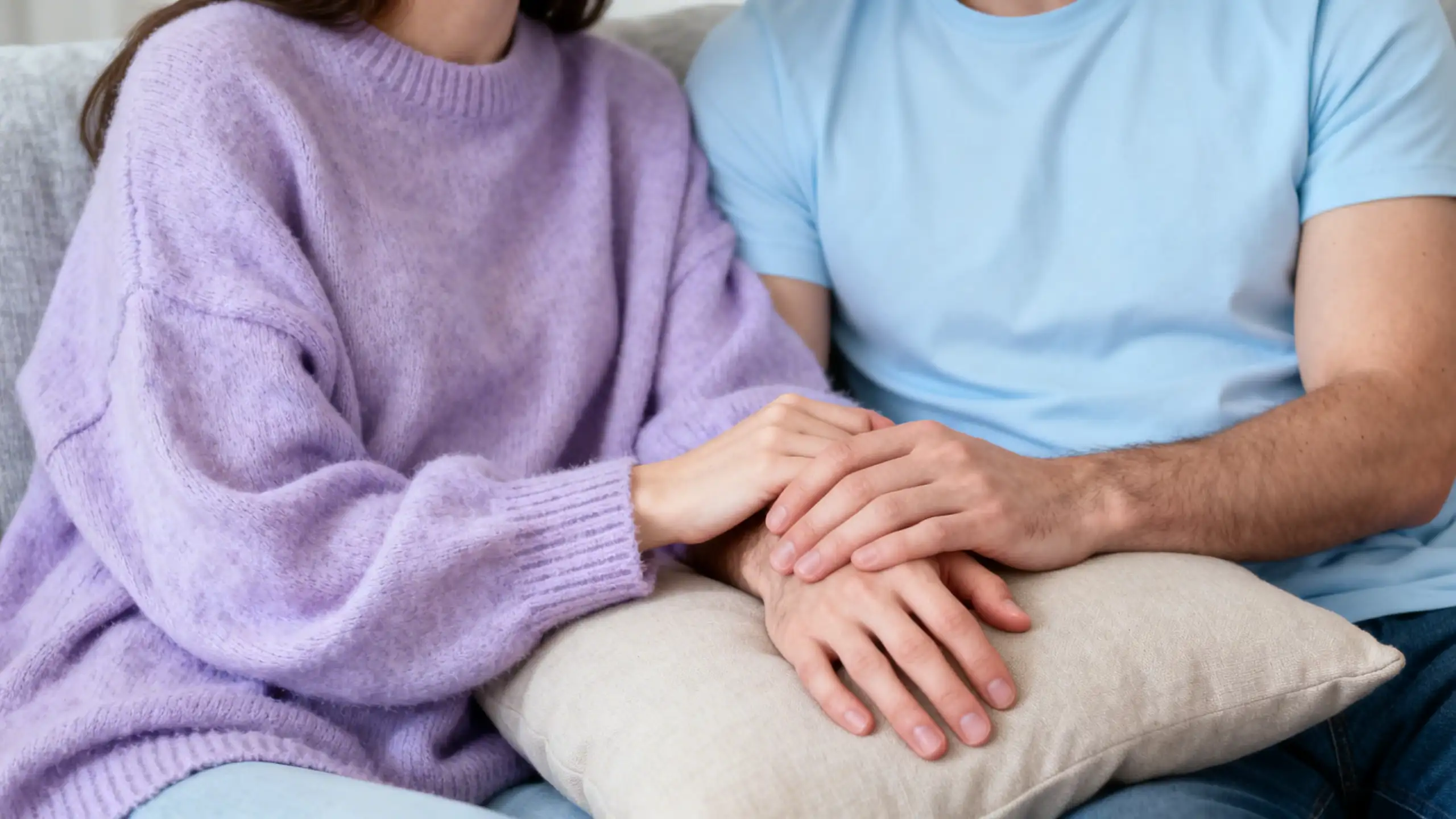 Local singles in Decatur connecting on the LiveLineDial chat line